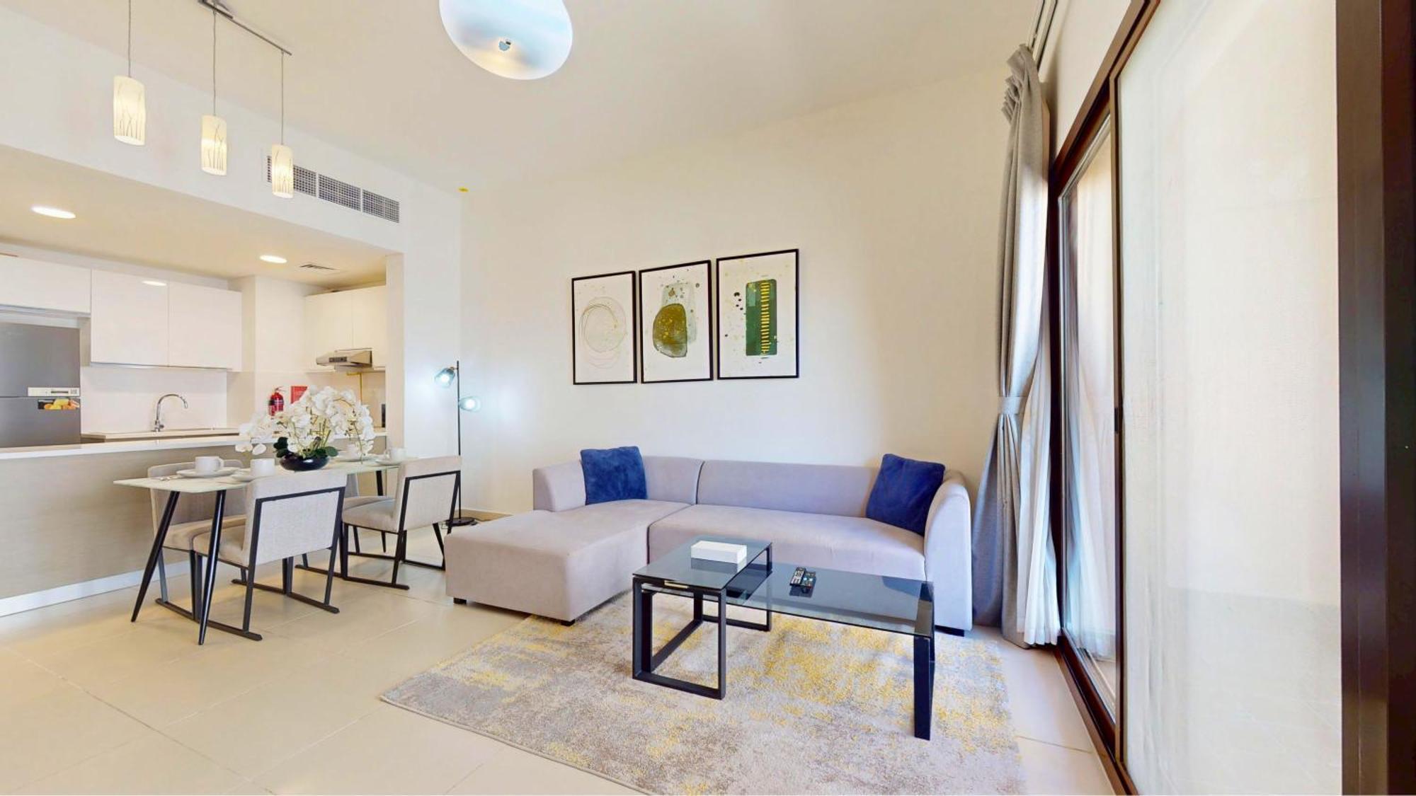 Plush Gateway - Fully Furnished - 1br In Jge *