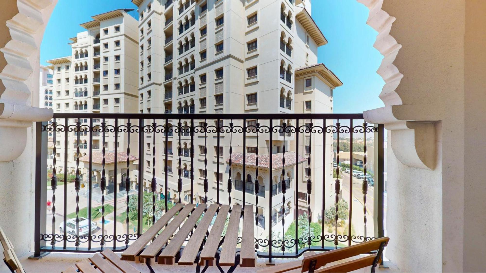 Plush Gateway - Fully Furnished - 1br In Jge
